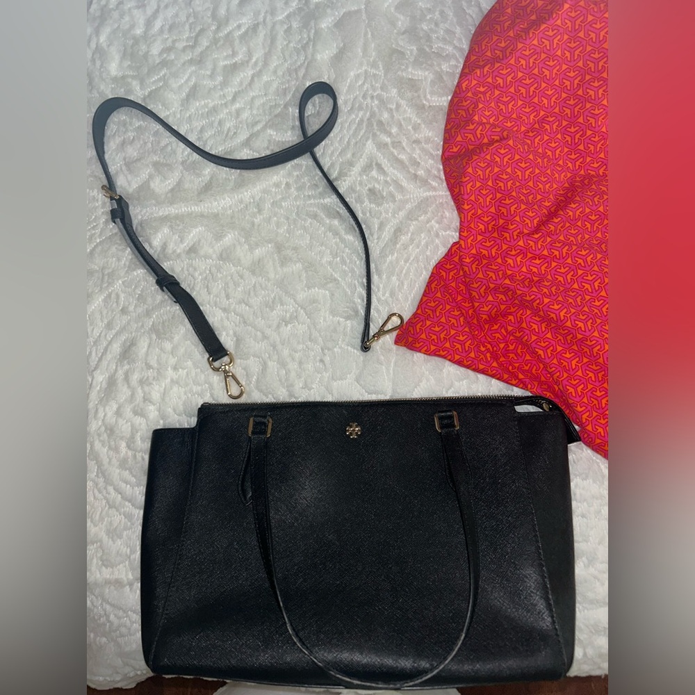 Tory Burch Black Interior Handbag